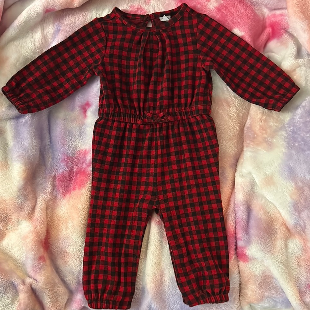 Adorable lumberjack romper / One piece 6-12 Months